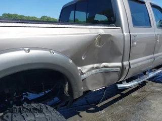 2003 Ford F-350 XL with VIN 1FTSW31F33EA08077, listed as a IAAI auction lot 41991797 with 280,947 mi miles and . Bid and sale history available at DreamBid. Image 16.