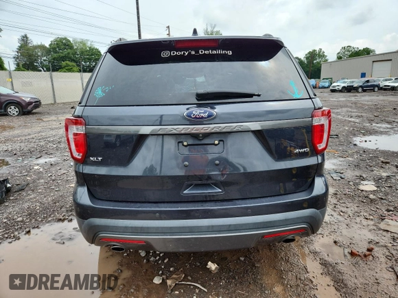 2017 Ford Explorer XLT z VIN 1FM5K8D85HGC44398, wystawiony jako Copart lot #62710735 z przebiegiem 66 978 mil mil oraz Szkoda całkowita • Salvage title. Historia ofert i sprzedaży dostępna na DreamBid. Obrazek 6.