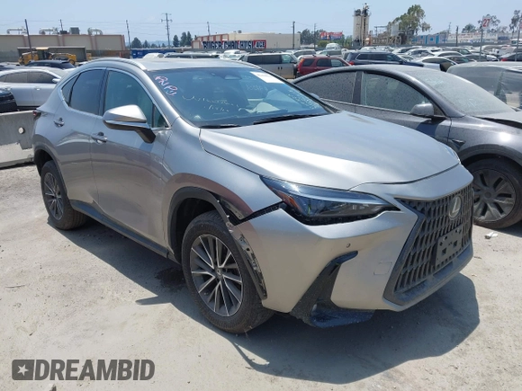 2022 Lexus NX 350 Premium z VIN 2T2GGCEZ1NC008202, wystawiony jako IAAI lot #42438898 z przebiegiem 14 729 mil mil oraz . Historia ofert i sprzedaży dostępna na DreamBid. Obrazek 1.