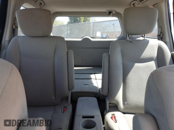 2016 Nissan Quest S z VIN JN8AE2KP0G9157758, wystawiony jako Copart lot #52626385 z przebiegiem 137 765 mil mil oraz Szkoda całkowita • Salvage title. Historia ofert i sprzedaży dostępna na DreamBid. Obrazek 10.