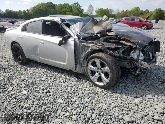 2012 Dodge Charger RT with VIN 2C3CDXCT9CH285351, listed as a Copart auction lot 54021895 with 158,063 mi miles and Salvage Title. Bid and sale history available at DreamBid. Image 4.