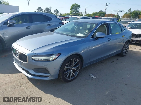 2018 Volvo S90 Momentum z VIN LVY982AK0JP007222, wystawiony jako IAAI lot #42024457 z przebiegiem 134 281 mil mil oraz . Historia ofert i sprzedaży dostępna na DreamBid. Obrazek 20.