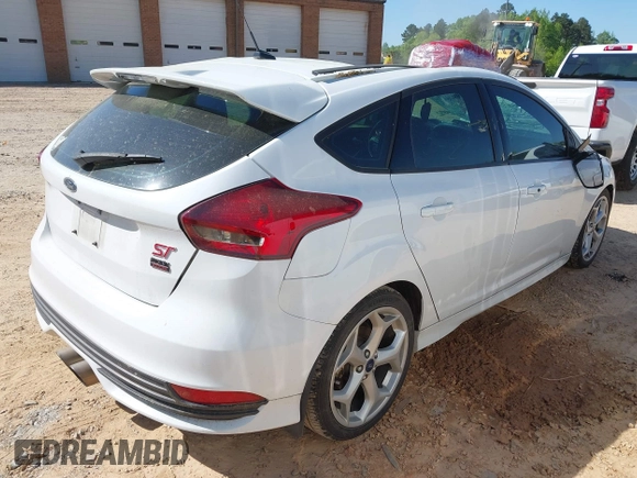 2017 Ford Focus ST with VIN 1FADP3L90HL269513, listed as a IAAI auction lot 42054174 with 77,597 mi miles and . Bid and sale history available at carsss.com. Image 4.