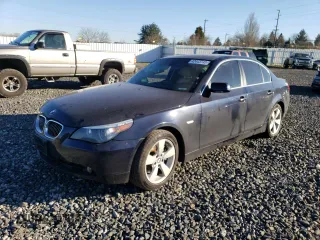 2007 BMW 5 Series 530xi with VIN WBANF73537CY16551, listed as a Copart auction lot 42443745 with 129,104 mi miles and Salvage Title. Bid and sale history available at carsss.com. Image 1.