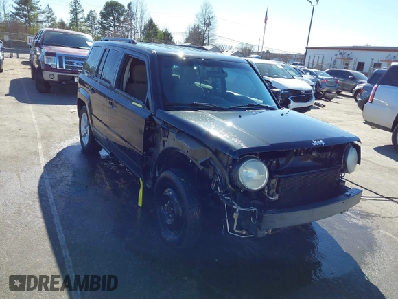 2011 Jeep Patriot Sport z VIN 1J4NT1GB8BD208238, wystawiony jako IAAI lot #41834103 z przebiegiem 200 947 mil mil oraz . Historia ofert i sprzedaży dostępna na DreamBid. Obrazek 1.