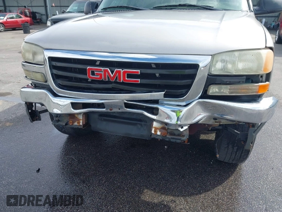 2005 GMC Sierra 1500 SLT z VIN 2GTEK13T351363383, wystawiony jako IAAI lot #41703776 z przebiegiem 142 722 mil mil oraz . Historia ofert i sprzedaży dostępna na DreamBid. Obrazek 6.