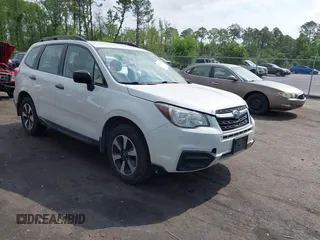 2018 Subaru Forester z VIN JF2SJABC5JH444739, wystawiony jako IAAI lot #42123918 z przebiegiem 124 520 mil mil oraz . Historia ofert i sprzedaży dostępna na DreamBid. Obrazek 1.