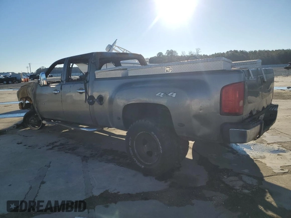 2008 Chevrolet Silverado 3500HD DRW LTZ with VIN 1GCJK33698F114460, listed as a Copart auction lot 87045824 with 0 mi miles and Salvage Title. Bid and sale history available at carsss.com. Image 2.