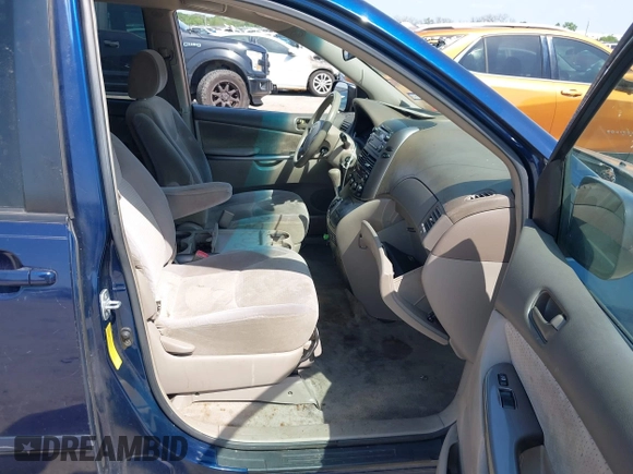 2006 Toyota Sienna CE with VIN 5TDZA23C06S556059, listed as a IAAI auction lot 42033813 with 199,149 mi miles and . Bid and sale history available at DreamBid. Image 5.