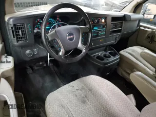 2010 GMC Savana LT with VIN 1GKUHCD49A1178319, listed as a Copart auction lot 87397254 with 299,859 mi miles and Salvage Title. Bid and sale history available at carsss.com. Image 8.