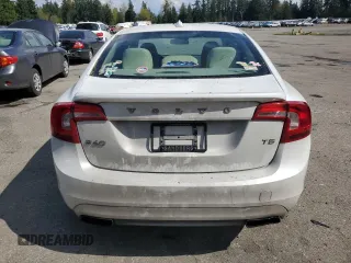 2014 Volvo S60 T5 with VIN YV1612FS1E1292779, listed as a Copart auction lot 52541875 with 168,479 mi miles and Clean Title. Bid and sale history available at carsss.com. Image 6.