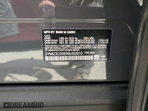 2024 BMW XM z VIN 5YM23CS06R9U92810, wystawiony jako Copart lot #75401504 z przebiegiem 6181 mil mil oraz Nie do naprawy. Historia ofert i sprzedaży dostępna na DreamBid. Obrazek 14.