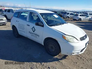 2004 Toyota Matrix Std with VIN 2T1LR32E44C234716, listed as a IAAI auction lot 41003770 with 256,089 mi miles. Bid and sale history available at carsss.com. Image 1.