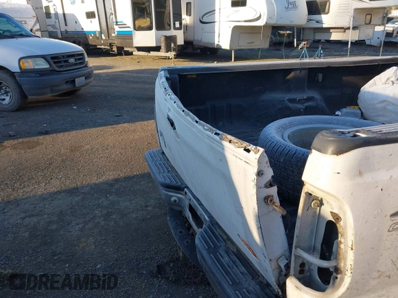 1999 Ford F-350 XL with VIN 1FTSW31F0XEE53396, listed as a IAAI auction lot 41383093 with 307,697 mi miles and . Bid and sale history available at DreamBid. Image 14.