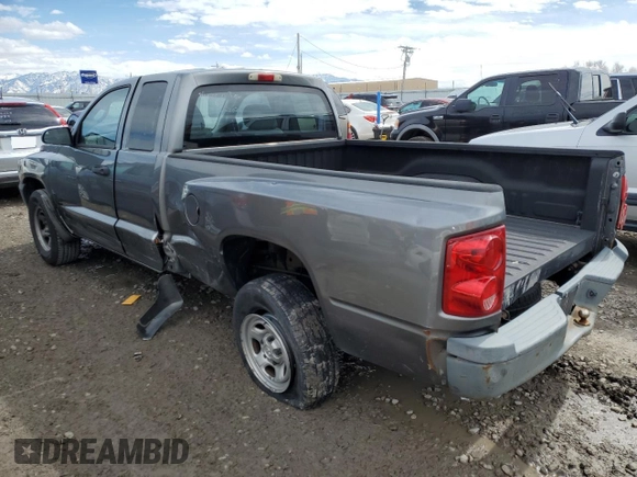 2007 Dodge Dakota ST z VIN 1D7HE22K87S241114, wystawiony jako Copart lot #53488205 z przebiegiem 151 265 mil mil oraz Szkoda całkowita • Salvage title. Historia ofert i sprzedaży dostępna na DreamBid. Obrazek 2.