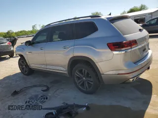 2021 Volkswagen Atlas SE with VIN 1V2RR2CA9MC524540, listed as a Copart auction lot 57442625 with 94,820 mi miles and Salvage title. Bid and sale history available at DreamBid. Image 2.