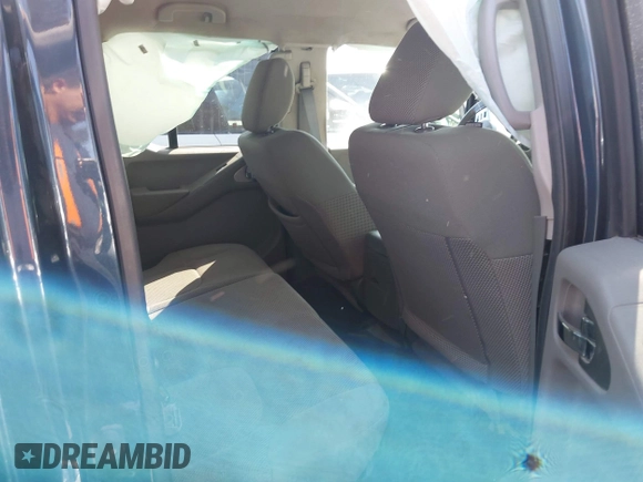 2016 Nissan Frontier SV z VIN 1N6AD0ER0GN766367, wystawiony jako IAAI lot #41840920 z przebiegiem 104 869 mil mil oraz . Historia ofert i sprzedaży dostępna na DreamBid. Obrazek 8.