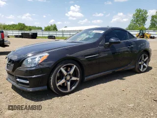 2015 Mercedes-Benz SLK-Class SLK 350 with VIN WDDPK5HA0FF110366, listed as a Copart auction lot 55655064 with 45,317 mi miles and Salvage Title. Bid and sale history available at carsss.com. Image 1.