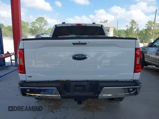 2022 Ford F-150 XL with VIN 1FTFW1E55NFB73942, listed as a IAAI auction lot 41940846 with 50,831 mi miles and . Bid and sale history available at DreamBid. Image 17.