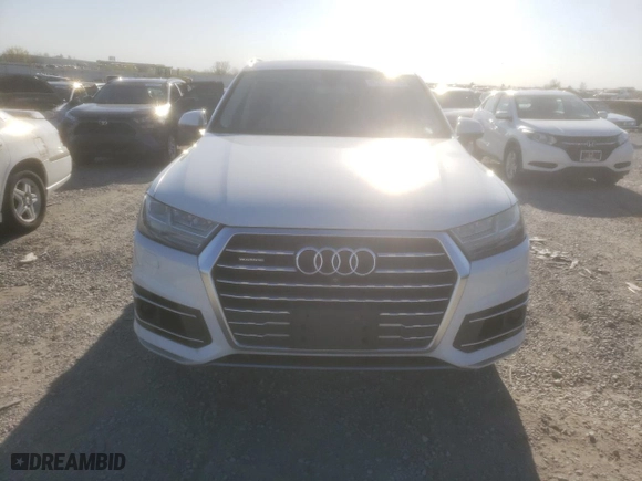 2017 Audi Q7 Prestige with VIN WA1VAAF77HD009953, listed as a Copart auction lot 52537415 with 160,959 mi miles and Clean Title. Bid and sale history available at carsss.com. Image 5.