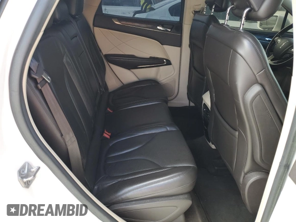 2017 Lincoln MKC Reserve with VIN 5LMCJ3C93HUL09318, listed as a Copart auction lot 53460725 with 96,692 mi miles and Clean title. Bid and sale history available at DreamBid. Image 10.