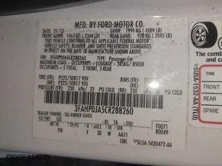 2012 Ford Fusion SEL with VIN 3FAHP0JA5CR288260, listed as a IAAI auction lot 41959260 with 201,374 mi miles. Bid and sale history available at carsss.com. Image 9.