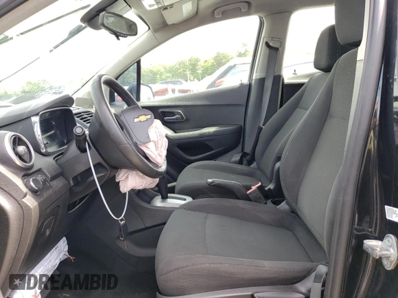2015 Chevrolet Trax LS with VIN 3GNCJKSB7FL229234, listed as a Copart auction lot 49319784 with 95,034 mi miles and Salvage Title. Bid and sale history available at carsss.com. Image 7.