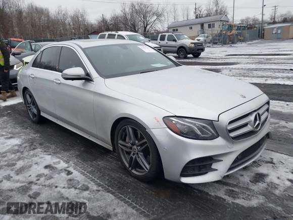 2020 Mercedes-Benz E 350 z VIN W1KZF8DB7LA818006, wystawiony jako IAAI lot #41521192 z przebiegiem 54 558 mil mil oraz . Historia ofert i sprzedaży dostępna na DreamBid. Obrazek 1.