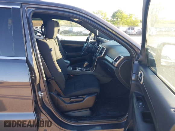 2017 Jeep Grand Cherokee Altitude z VIN 1C4RJFAG7HC890347, wystawiony jako IAAI lot #42315887 z przebiegiem 98 064 mil mil oraz . Historia ofert i sprzedaży dostępna na DreamBid. Obrazek 5.