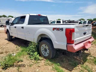 2019 Ford F-250 XL z VIN 1FT7W2BT5KED93161, wystawiony jako Copart lot #59251275 z przebiegiem 156 118 mil mil oraz Czysty tytuł • Clean title. Historia ofert i sprzedaży dostępna na DreamBid. Obrazek 2.