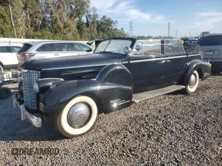 1938 Cadillac Fleetwood z VIN 5270045, wystawiony jako Copart lot #83645004 z przebiegiem 88 787 mil mil oraz Szkody całkowita. Historia ofert i sprzedaży dostępna na DreamBid. Obrazek 1.