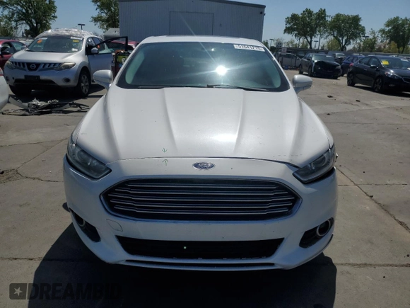 2013 Ford Fusion SE with VIN 3FA6P0HR1DR386576, listed as a Copart auction lot 51641215 with 136,072 mi miles and Salvage title. Bid and sale history available at DreamBid. Image 5.