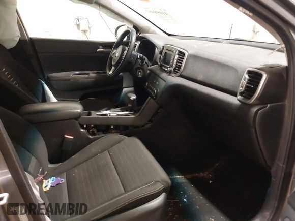 2017 Kia Sportage LX with VIN KNDPM3AC5H7107772, listed as a IAAI auction lot 41098482 with 77,855 mi miles. Bid and sale history available at carsss.com. Image 5.