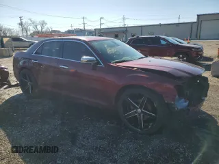 2019 Chrysler 300 Limited with VIN 2C3CCAEG1KH563013, listed as a Copart auction lot 48210235 with 169,341 mi miles and Salvage Title. Bid and sale history available at DreamBid. Image 4.