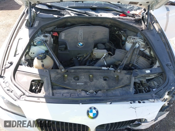 2015 BMW 5 Series 528i xDrive with VIN WBA5A7C58FD626221, listed as a IAAI auction lot 41984654 with 157,578 mi miles and . Bid and sale history available at carsss.com. Image 10.