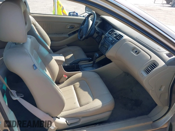 2001 Honda Accord EX with VIN 1HGCG22541A033075, listed as a IAAI auction lot 40200453 with 121,275 mi miles and . Bid and sale history available at DreamBid. Image 5.