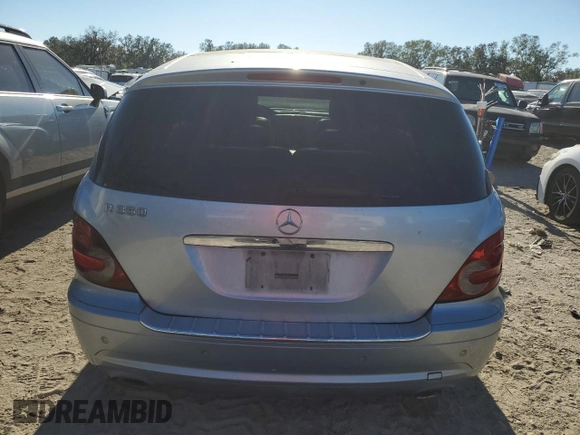 2008 Mercedes-Benz R 3.5L with VIN 4JGCB56E48A074336, listed as a Copart auction lot 82525544 with 173,591 mi miles and Non repairable. Bid and sale history available at DreamBid. Image 6.