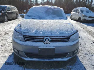 2014 Volkswagen Jetta with VIN 3VWWL7AJ4EM440676, listed as a Copart auction lot 84370904 with 456,495 mi miles and Non repairable. Bid and sale history available at DreamBid. Image 5.
