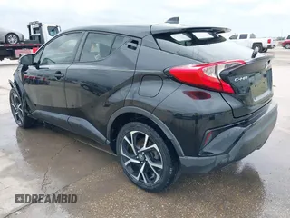 2020 Toyota C-HR LE z VIN JTNKHMBX1L1074377, wystawiony jako IAAI lot #42135672 z przebiegiem 88 846 mil mil oraz . Historia ofert i sprzedaży dostępna na DreamBid. Obrazek 3.