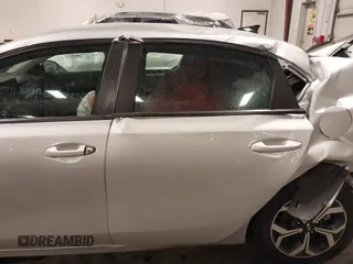 2020 Kia Forte LXS with VIN 3KPF24ADXLE253223, listed as a IAAI auction lot 41865732 with 125,734 mi miles. Bid and sale history available at carsss.com. Image 18.