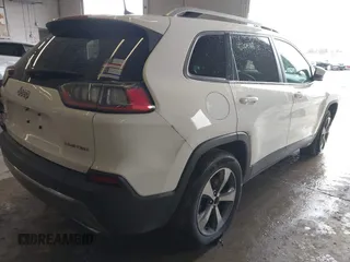 2019 Jeep Cherokee Limited z VIN 1C4PJMDX0KD218719, wystawiony jako IAAI lot #42209168 z przebiegiem 123 182 mil mil oraz . Historia ofert i sprzedaży dostępna na DreamBid. Obrazek 4.