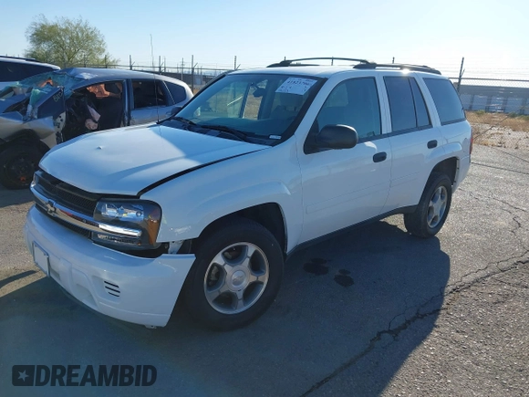 2008 Chevrolet TrailBlazer LT w/3LT with VIN 1GNDT13S282106193, listed as a IAAI auction lot 41823706 with 155,724 mi miles. Bid and sale history available at carsss.com. Image 17.
