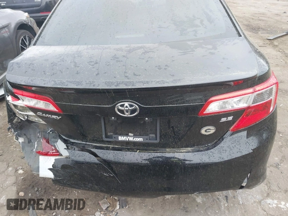 2013 Toyota Camry L with VIN 4T1BF1FK6DU222137, listed as a IAAI auction lot 41910131 with 139,743 mi miles. Bid and sale history available at carsss.com. Image 6.