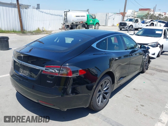 2019 Tesla Model S 75D с VIN 5YJSA1E22KF304098, выставлен на аукционе IAAI как лот 42293794 с пробегом 49 545 миль миль и . История ставок и продаж доступна на DreamBid. Изображение 4.