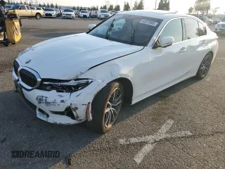 2020 BMW 3 Series 330i with VIN 3MW5R1J04L8B21380, listed as a Copart auction lot 42872005 with 89,553 mi miles and Salvage Title. Bid and sale history available at carsss.com. Image 1.