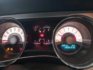 2011 Ford Mustang V6 with VIN 1ZVBP8EM0B5102190, listed as a IAAI auction lot 41082218 with 140,724 mi miles and . Bid and sale history available at DreamBid. Image 7.