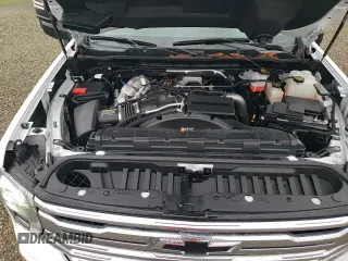 2024 Chevrolet Silverado 3500HD High Country z VIN 1GC4YVEY4RF106354, wystawiony jako Copart lot #84701304 z przebiegiem 17 933 mil mil oraz Szkoda całkowita • Salvage title. Historia ofert i sprzedaży dostępna na DreamBid. Obrazek 12.