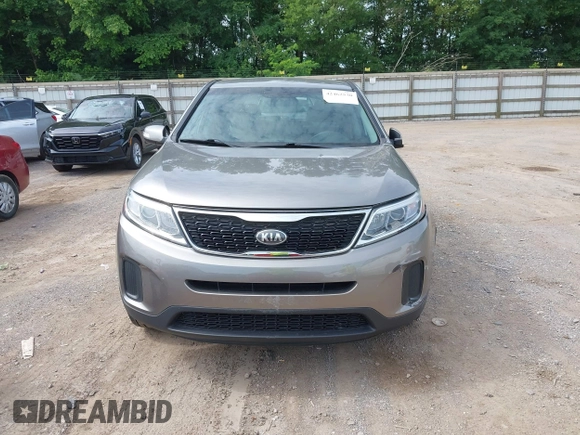 2015 Kia Sorento LX with VIN 5XYKTCA6XFG650154, listed as a IAAI auction lot 42462530 with 120,966 mi miles and . Bid and sale history available at DreamBid. Image 12.