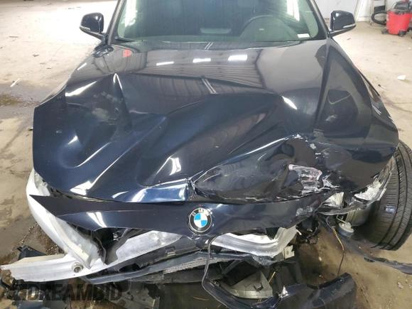 2014 BMW 3 Series 320i xDrive with VIN WBA3C3C51EF983706, listed as a Copart auction lot 61472895 with 167,549 mi miles and Non repairable. Bid and sale history available at DreamBid. Image 11.