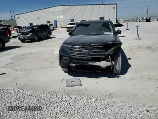 2022 Ford Explorer XLT z VIN 1FMSK7DH3NGA83915, wystawiony jako Copart lot #50222075 z przebiegiem 71 265 mil mil oraz Szkoda całkowita • Salvage title. Historia ofert i sprzedaży dostępna na DreamBid. Obrazek 11.